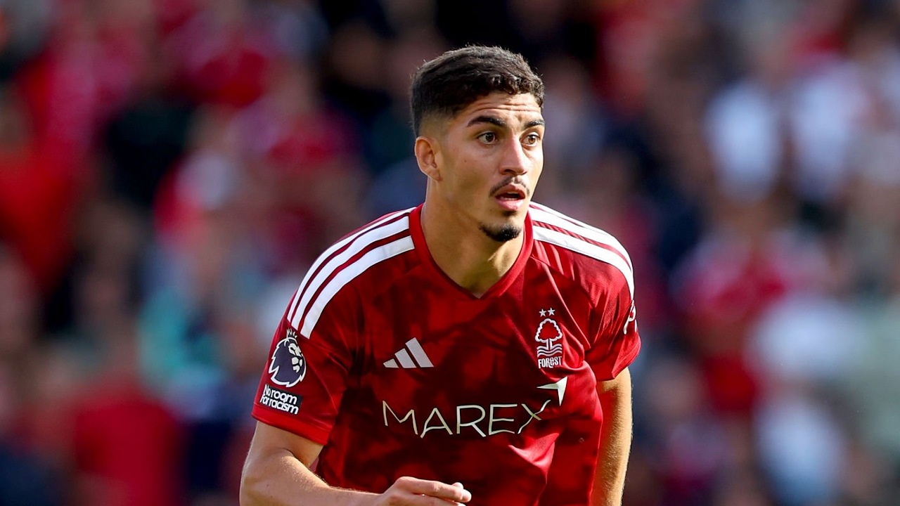 Glasner Harap Jair Cunha Siap Bela Nottingham Forest Lawan Coventry City