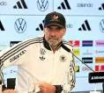 Jurgen Klopp Lawan Ekstremis Demi Simbol Kebanggaan Jerman