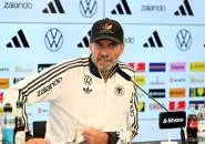Jurgen Klopp Lawan Ekstremis Demi Simbol Kebanggaan Jerman