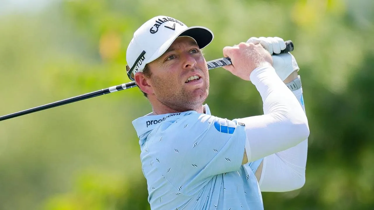 Max Greyserman tampil setelah lima pekan tidak mengikuti turnamen dan kini menghadapi tekanan untuk mempertahankan kartu penuh PGA Tour. (Foto: Golf Digest)