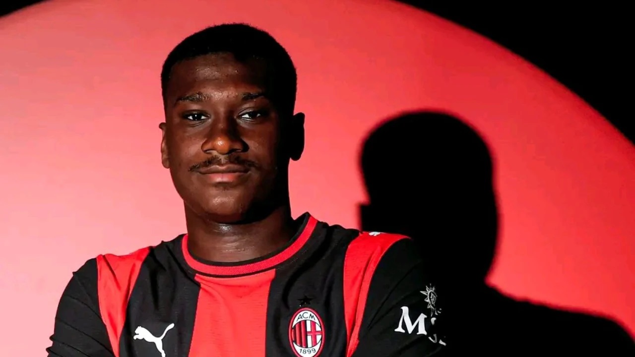Sankhoun Diawara Juga Absen dari Skuad Milan, Opsi Pinjaman Terbuka