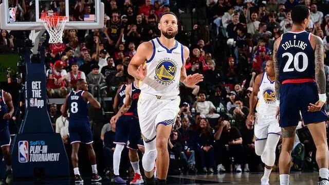 Stephen Curry Dukung Sanksi Berat NBA untuk Clippers - sumber: (mainbasket)