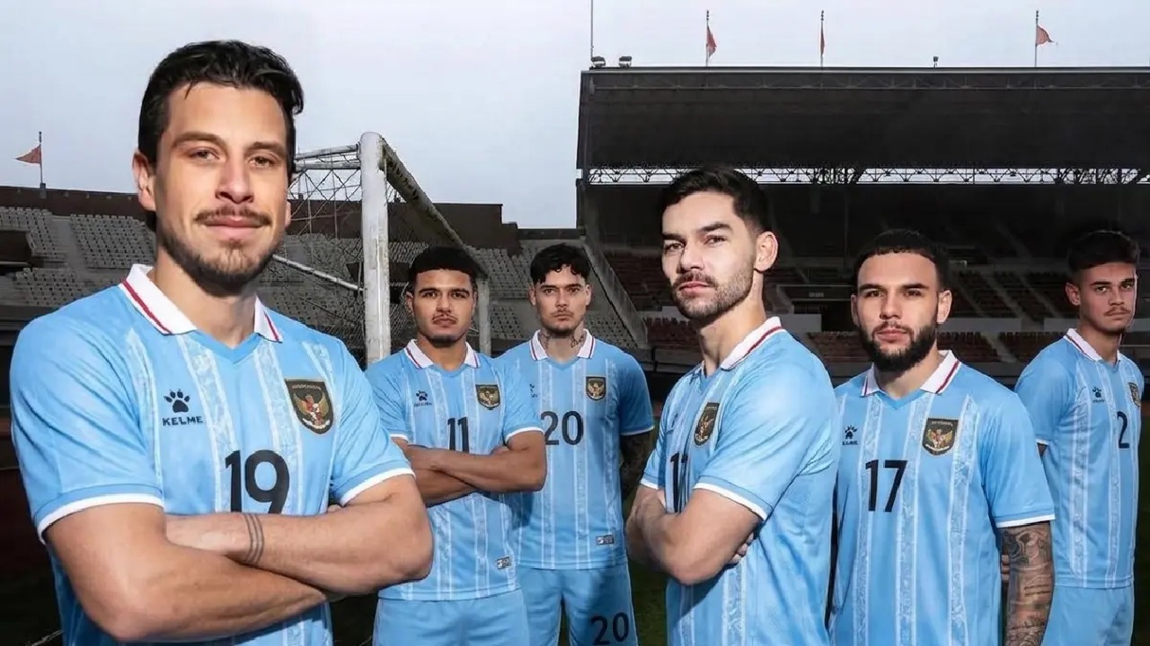 Timnas Indonesia Rilis Jersey Ketiga, Warna Biru Muda dengan Motif Melati