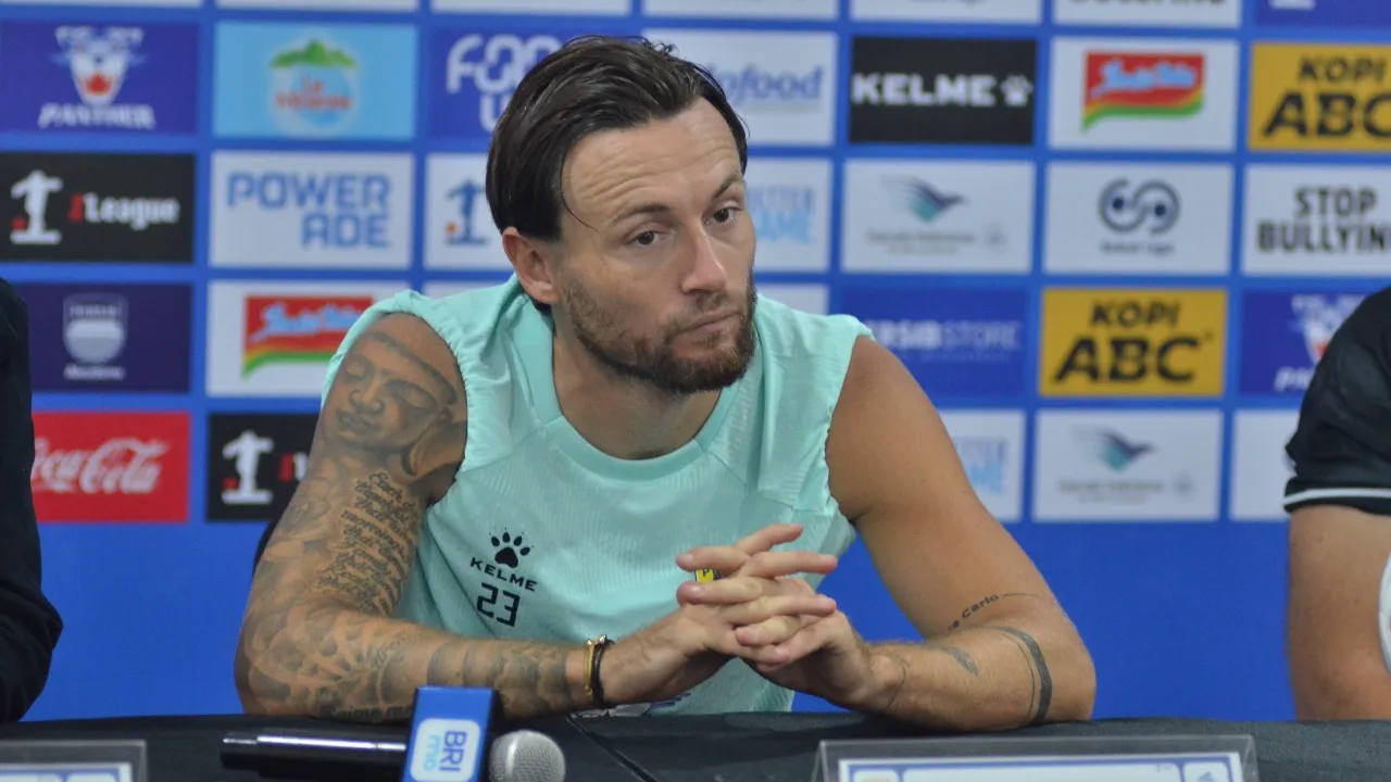 Kapten Persib, Marc Klok