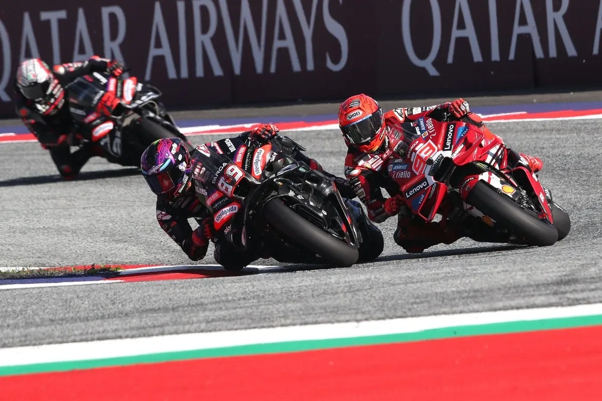 Martin: Overtake pada Marquez Bukan Balasan Insiden Awal - sumber: (motorsport)