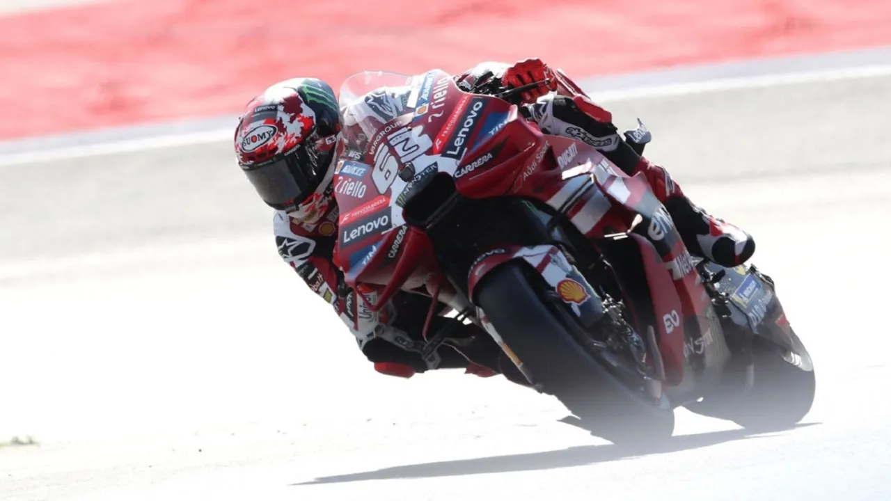 Francesco Bagnaia alami masalah grip depan lagi di practice MotoGP Austria.