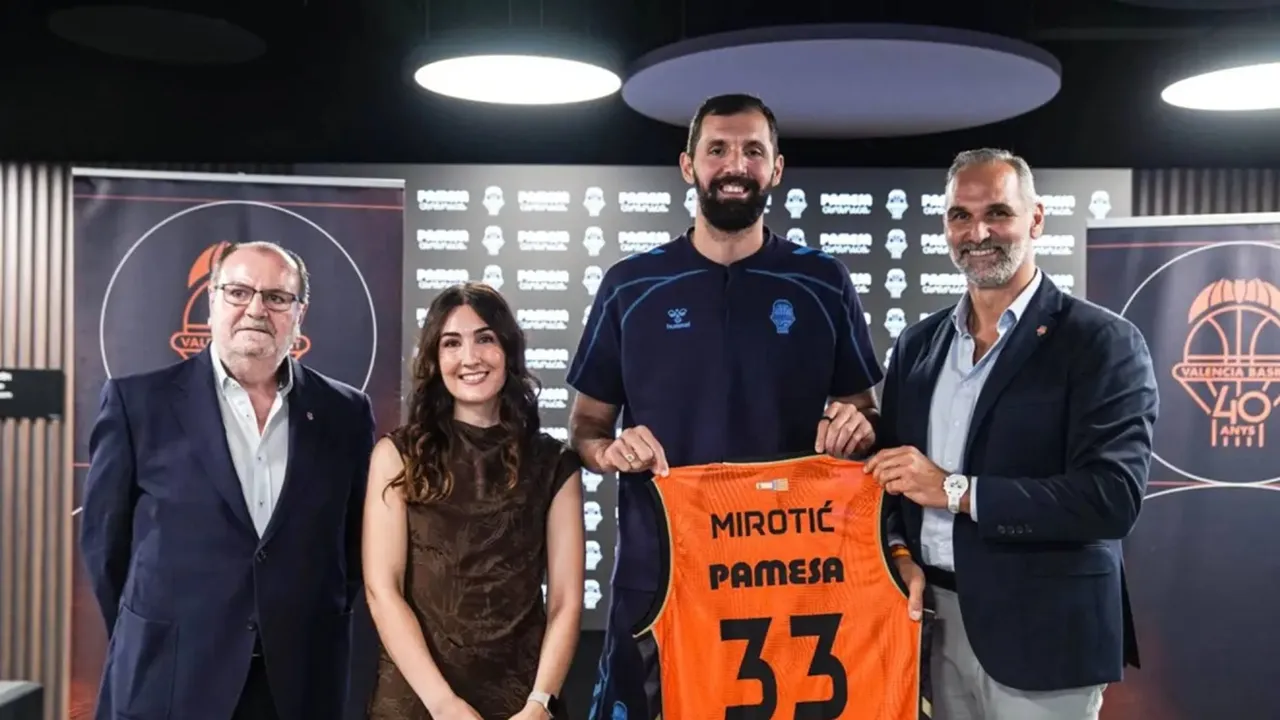 Nikola Mirotic Masih Lapar Mendapatkan Gelar Juara