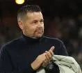Pierre Sage Waspadai Atmosfer Luar Biasa Elland Road Jelang Lawan Leeds