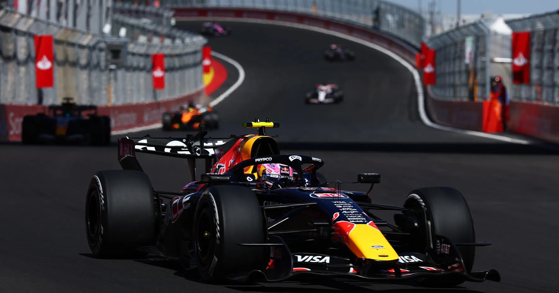 Red Bull Siap Bahas Rencana FIA Bantu Honda - sumber: (racingnews365)