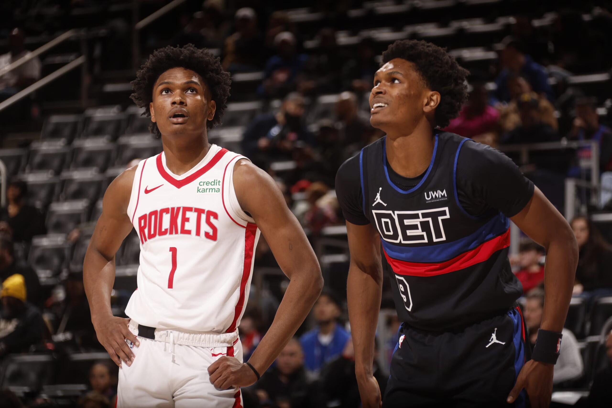 Saudara Kembar Thompson Ukir Sejarah Kontrak di NBA