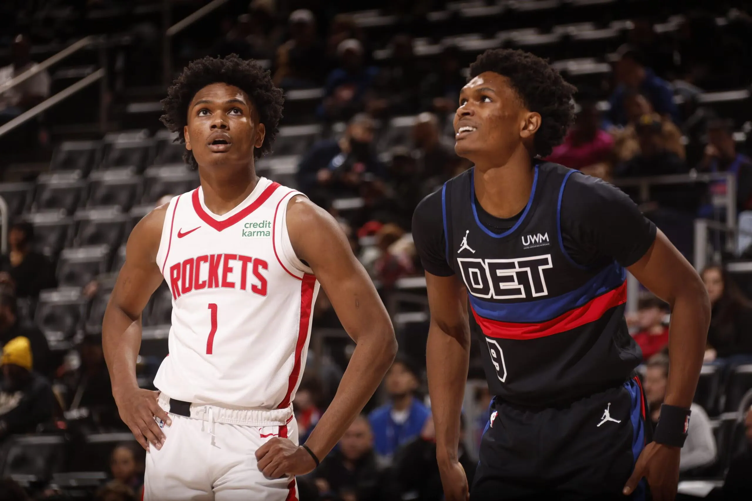 Saudara Kembar Thompson Ukir Sejarah Kontrak di NBA - sumber: (mainbasket)