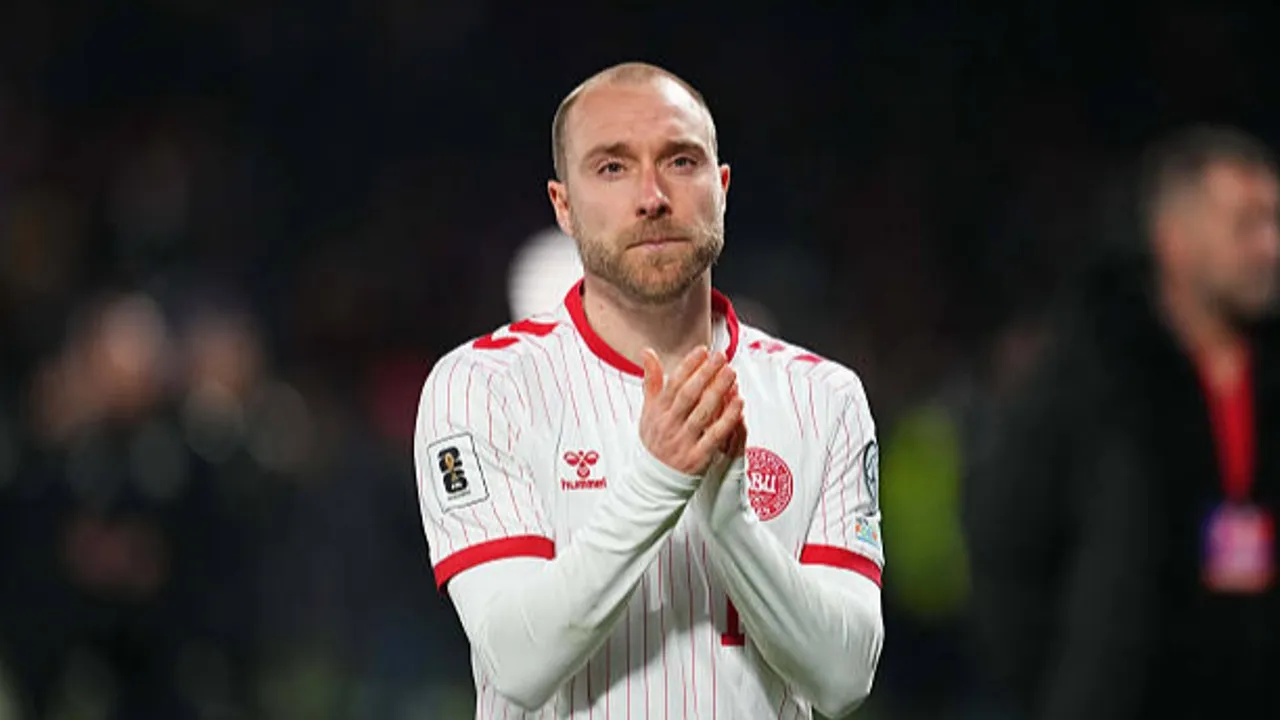 Tobias Strobl beri saran dari sudut pandang manusia untuk Christian Eriksen