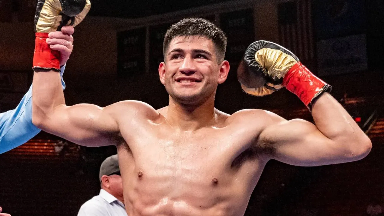 Alexis Rocha Bidik Garcia atau Juara Kelas Welter sebagai Lawan Berikutnya