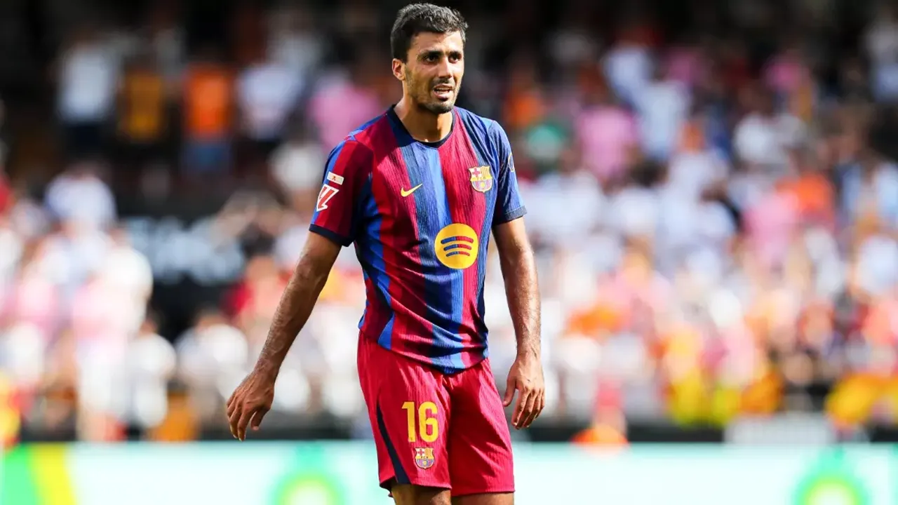 Barcelona Pecundangi Sevilla, Rodri: Tim Ini Tampil Mengesankan