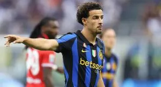 Curtis Jones Jadi Sorotan, Chivu: Seharusnya Dia Bisa Tampil Lebih Baik