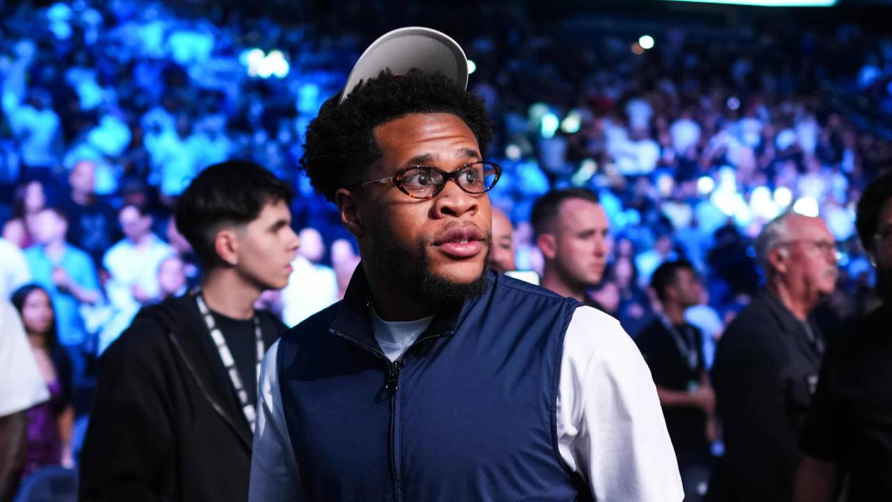 Devin Haney Nilai Ryan Garcia Manfaatkan Kelemahan Benn di Atas Ring
