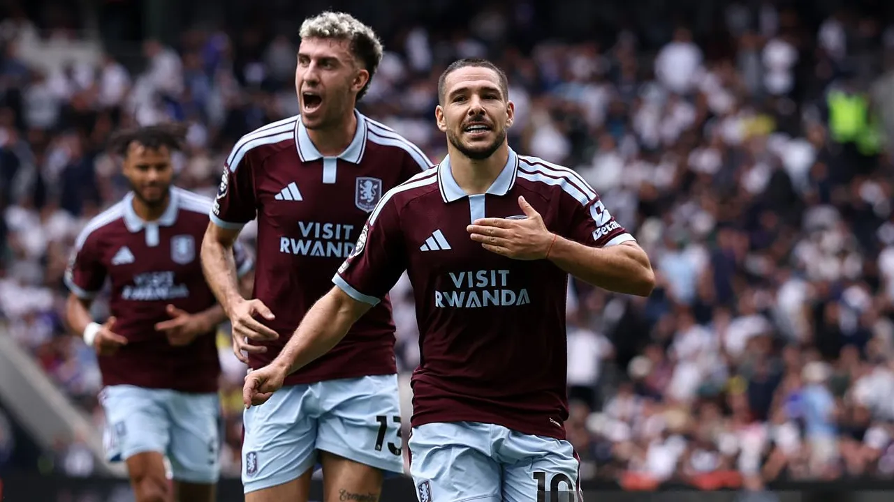 Emiliano Buendia Persembahkan Kemenangan Villa atas Spurs Bagi Fans