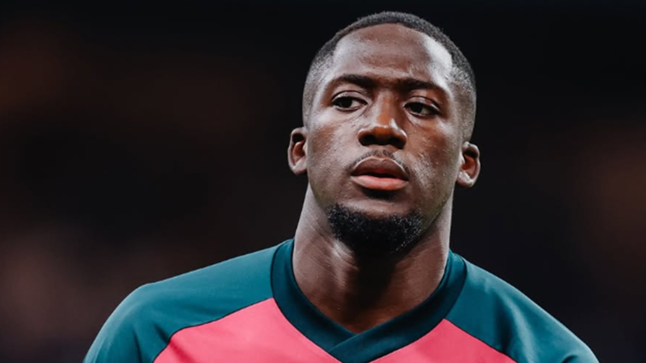 Ibrahima Konate Memperlihatkan Ketangguhan dalam Bertahan