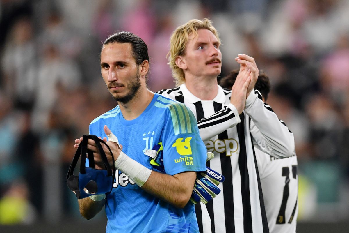 Juventus Terpukul, Kiper Grabara Alami Cedera ACL Parah