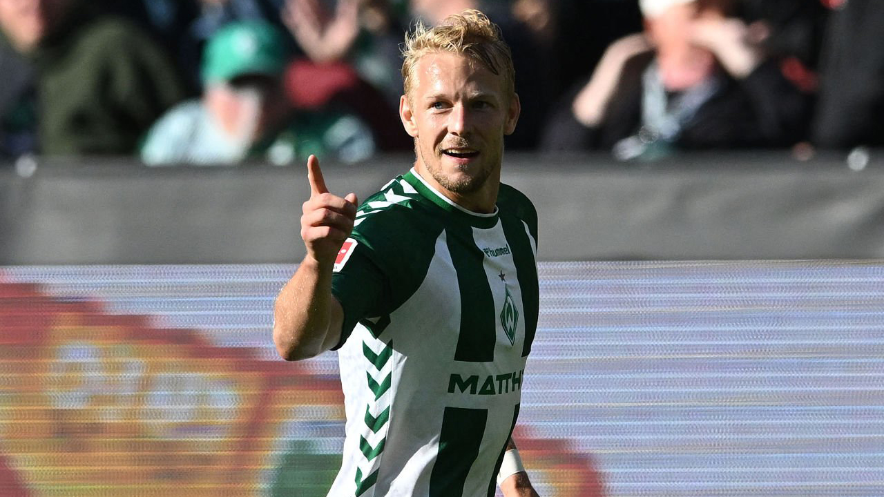 Marco Grull Puji Semangat Juang Bremen Saat Comeback Lawan Augsburg