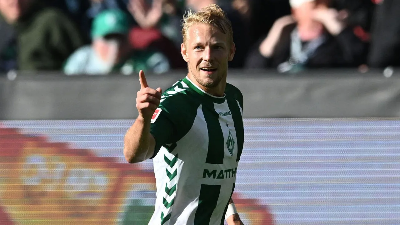 Marco Grull Puji Semangat Juang Bremen Saat Comeback Lawan Augsburg