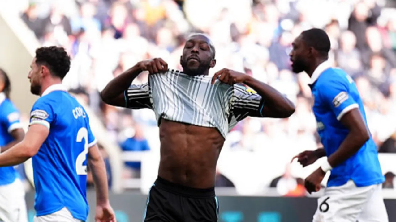 Matthias Jaissle beri apresiasi tinggi atas perjuangan Yoane Wissa saat Newcastle libas Hull City