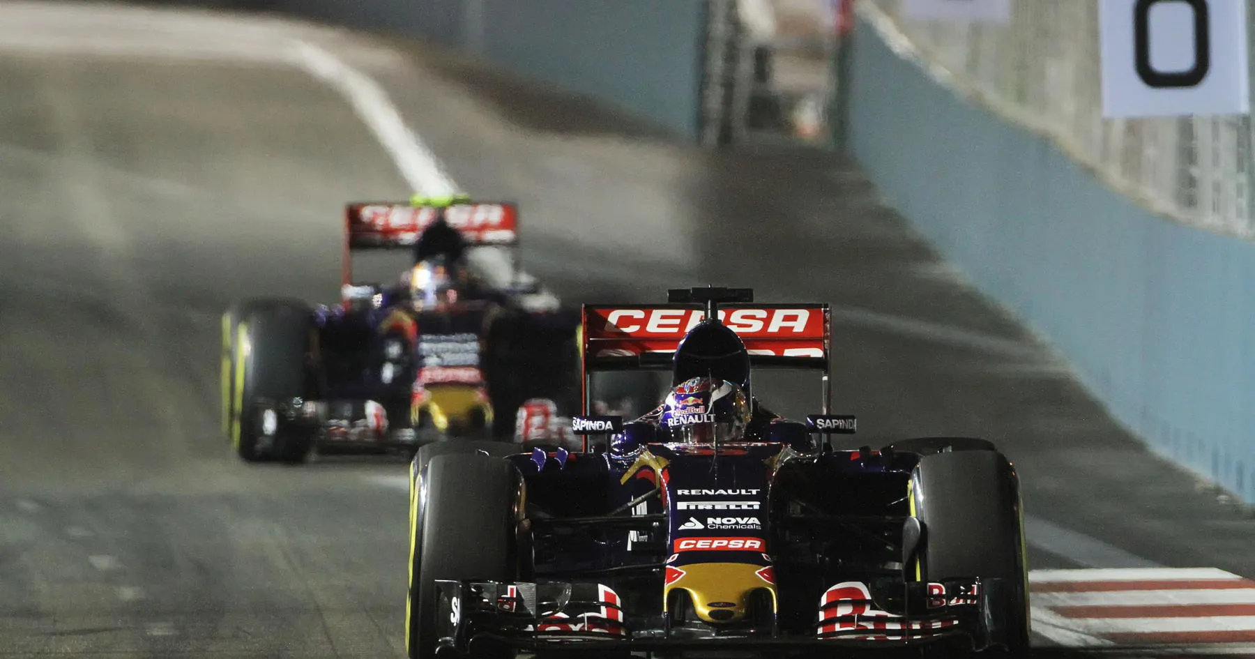 Max Verstappen Tolak Perintah Tim, Picu Ketegangan