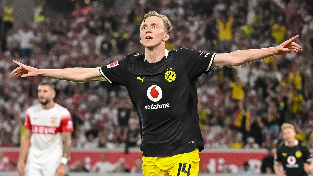 Maximilian Beier Puji Solidnya Pertahanan Dortmund Saat Hadapi Stuttgart