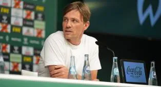 Menang Comeback, Semangat Juang Bremen Dipuji Clemens Fritz