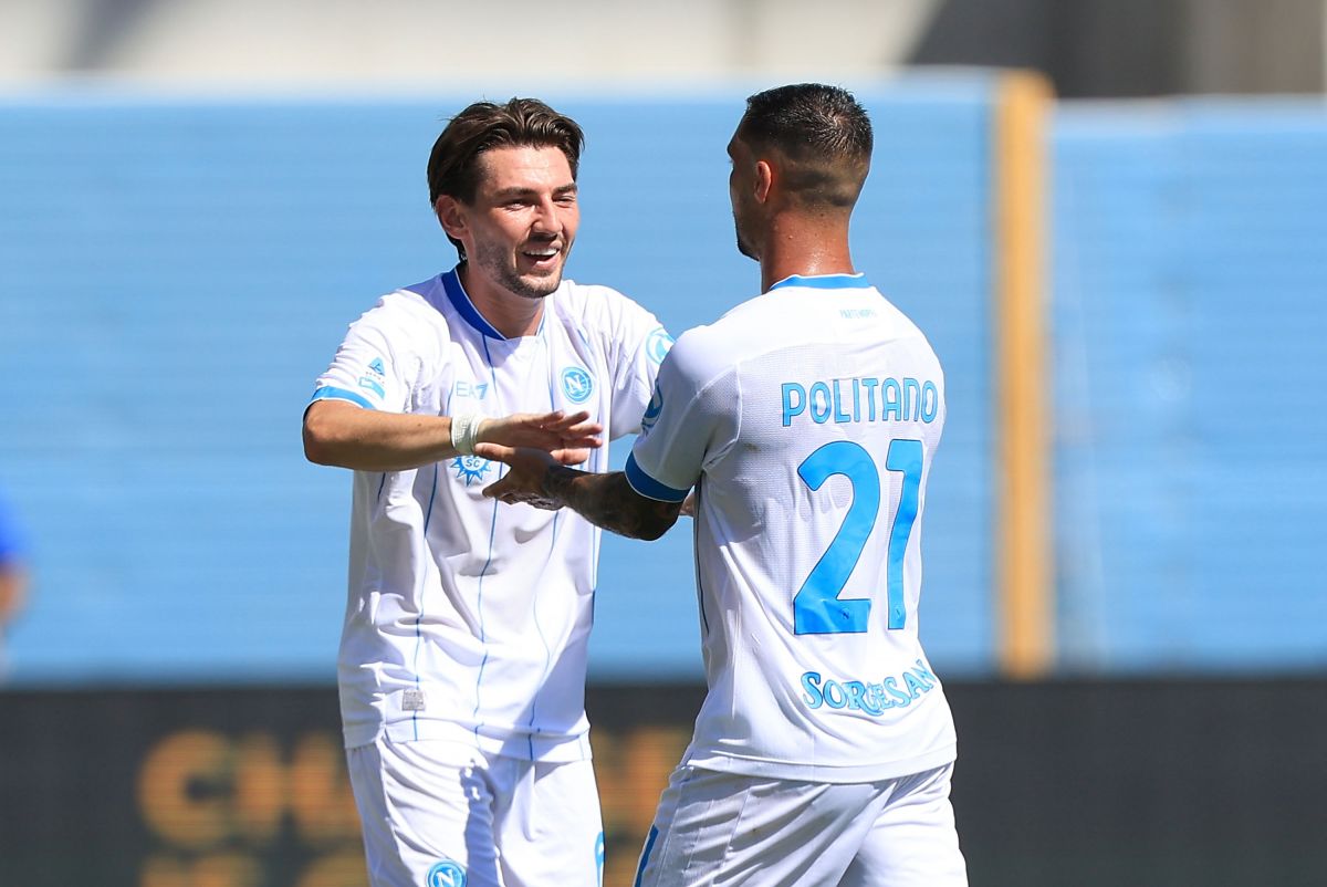 Pemain Napoli Gilmour Ungkap Latihan Selebrasi Bersama Landucci