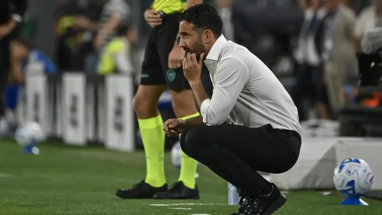 Ruben Amorim Belum Temukan Formula Ideal untuk Posisi No.10