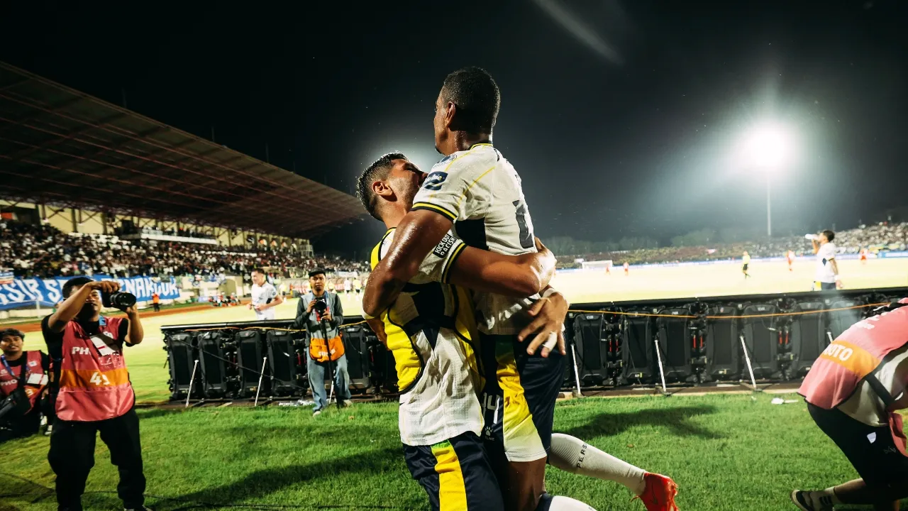 Persib tekuk Persijap 2-1