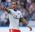 Yussuf Poulsen Lega Hamburg Akhirnya Raih Kemenangan Pertama di Bundesliga
