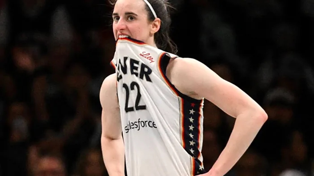 Caitlin Clark Frustasi Usai Indiana Fever Kalah Telak