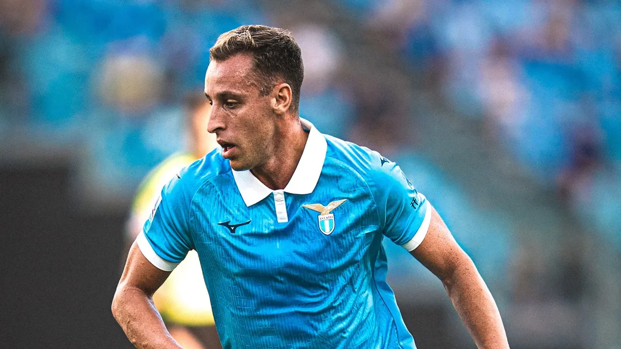 Gelandang Lazio