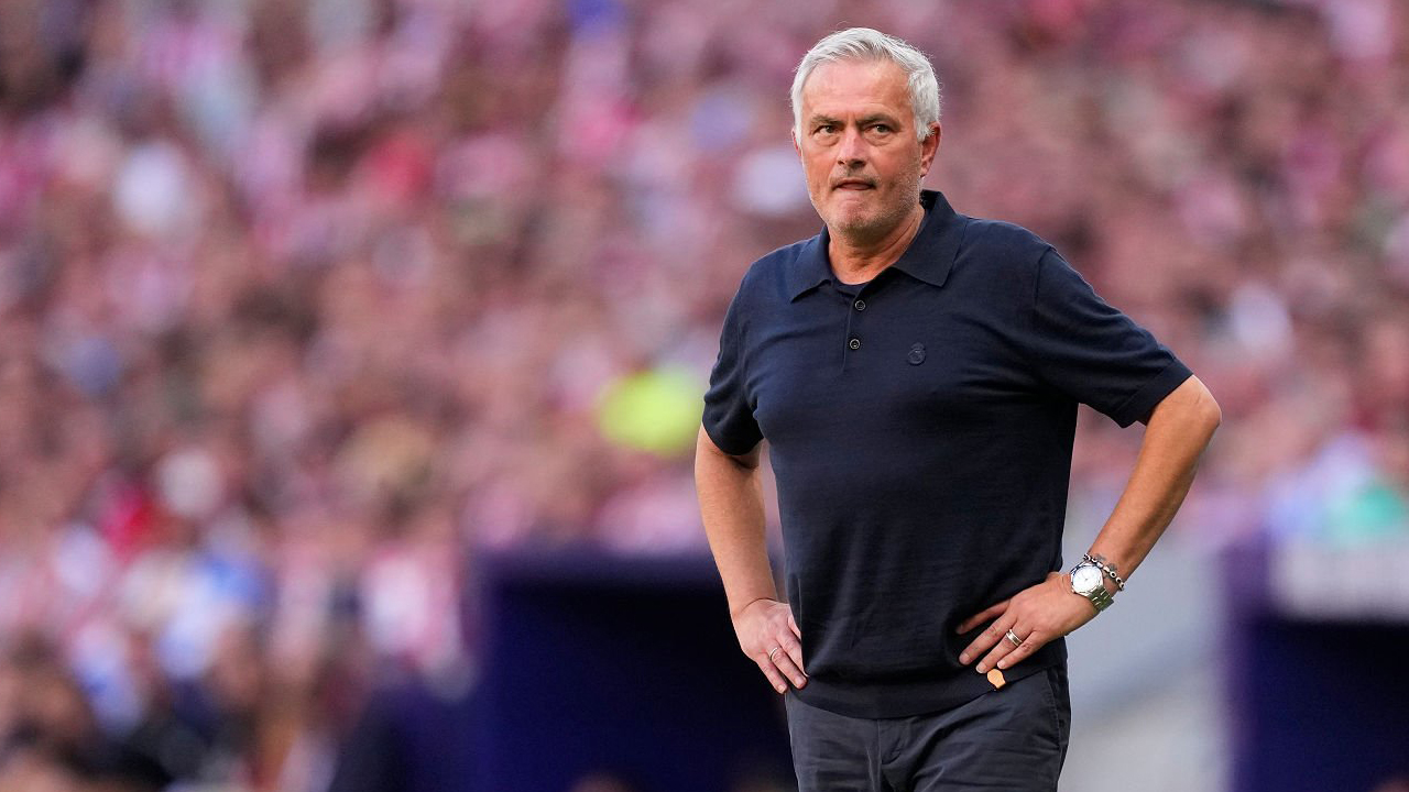 Madrid Kalah dari Atletico, Jose Mourinho Kritik Wasit dan VAR