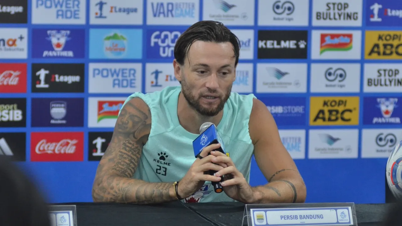Kapten Persib, Marc Klok