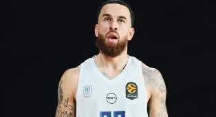 Mike James Antarkan Anadolu Efes Juara VTB United League SuperCup