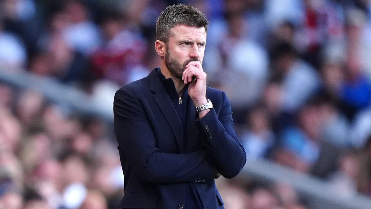 MU Masih Terpuruk, Carrick Justru Yakin Musim Ini Bisa Berakhir Manis