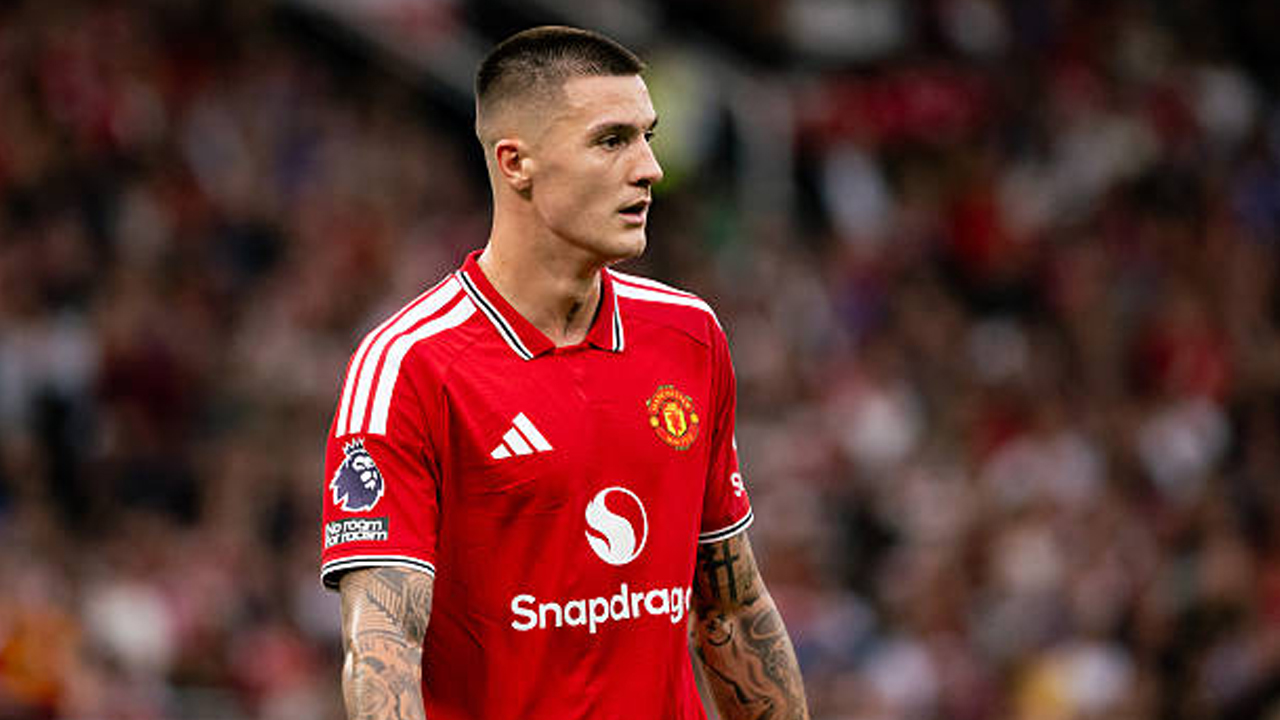 Cedera Tulang Kering, Benjamin Sesko Absen Bela Timnas Slovenia