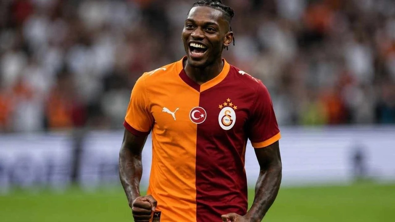 Filippo Galli: Rafael Leao Sudah Tuntaskan Masanya Bersama Milan