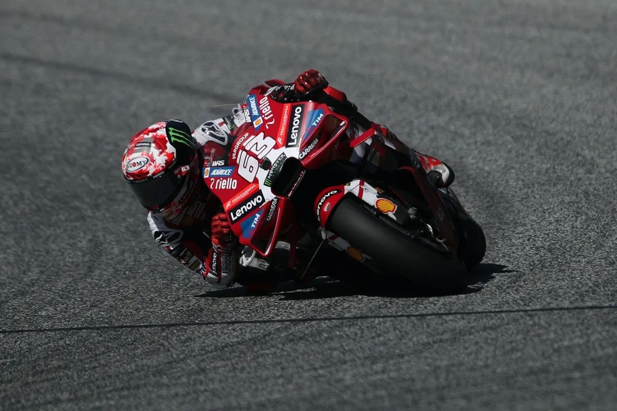 Francesco Bagnaia Dapatkan Kemajuan Berkat Saran Dani Pedrosa - sumber: (motorsport)