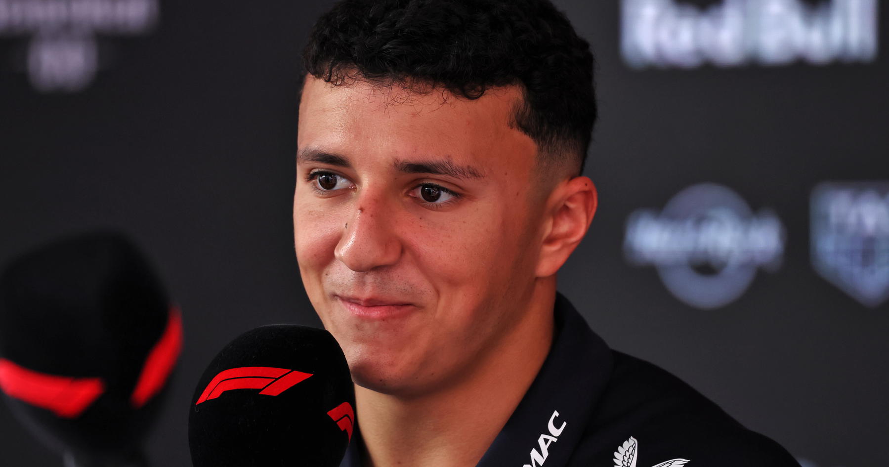 Isack Hadjar Siap Kembali ke Balapan F1 di Baku