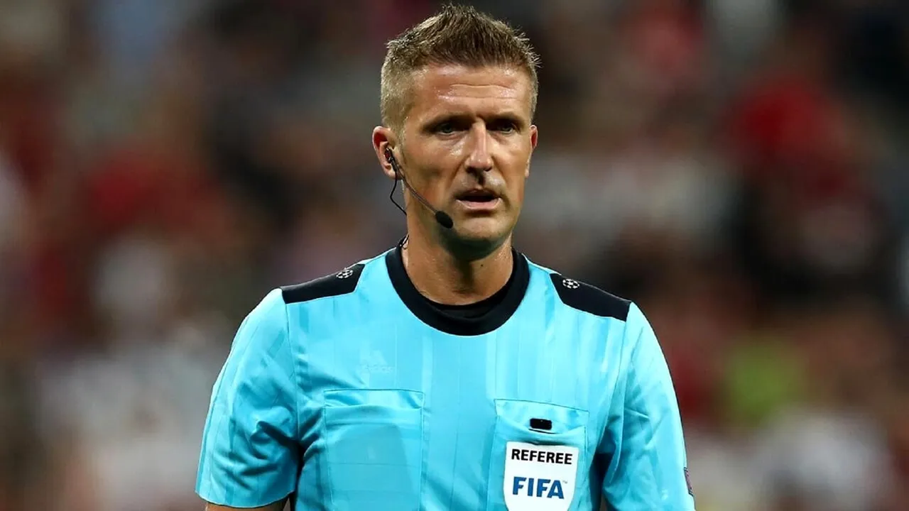 Jurnalis Italia Kritik Pendekatan Daniele Orsato yang Abaikan VAR