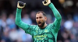Kayode Bersinar di Derby, Donnarumma Puncaki Premier League