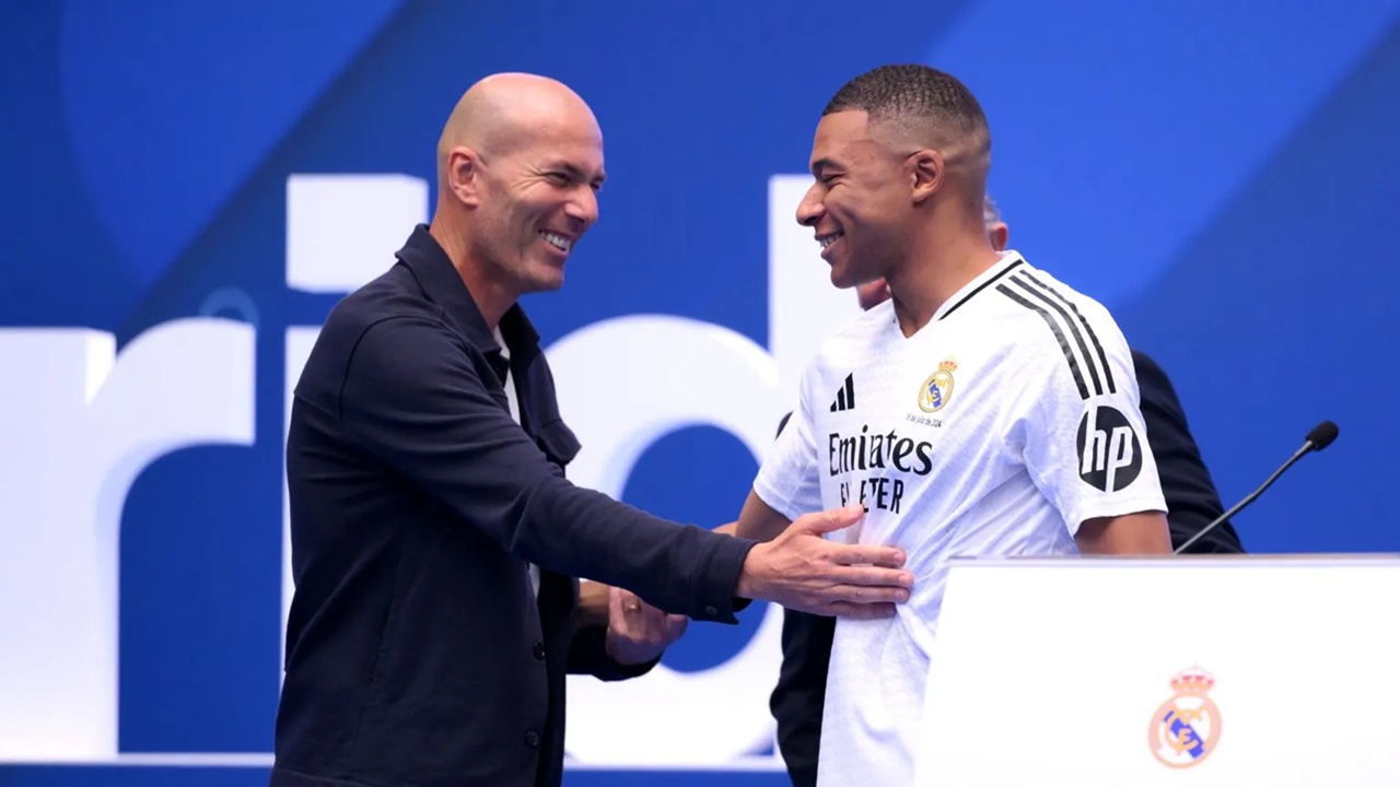 Kylian Mbappe Kini Fokus Membela Timnas Prancis Bersama Zidane