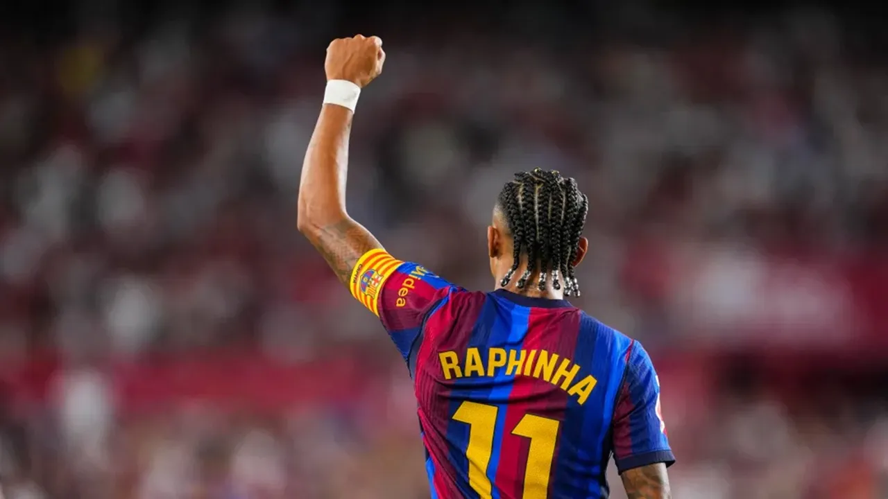 Legenda Barcelona Nilai Raphinha Layak Menangkan Raphinha