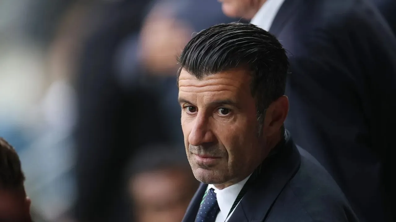 Luis Figo Yakin Real Madrid Akan Kejar Ketinggalan