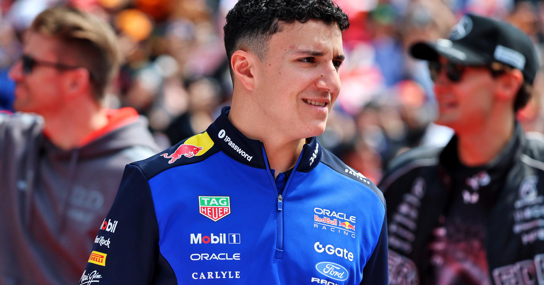 Isack Hadjar Rasakan Hak Istimewa di Red Bull Usai Perpanjangan Kontrak