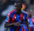 Manchester United Pantau Tyrick Mitchell untuk Benahi Masalah Bek Kiri